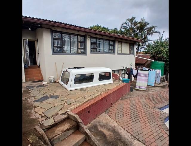 3 BEDROOM HOUSE FOR SALE IN WOODLANDS